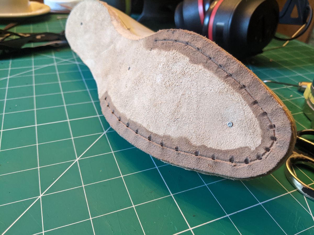 Photo by evsnova74 on October 9, 2025 of the Self-Made Custom Model in S.B. Foot Itasca Chestnut.