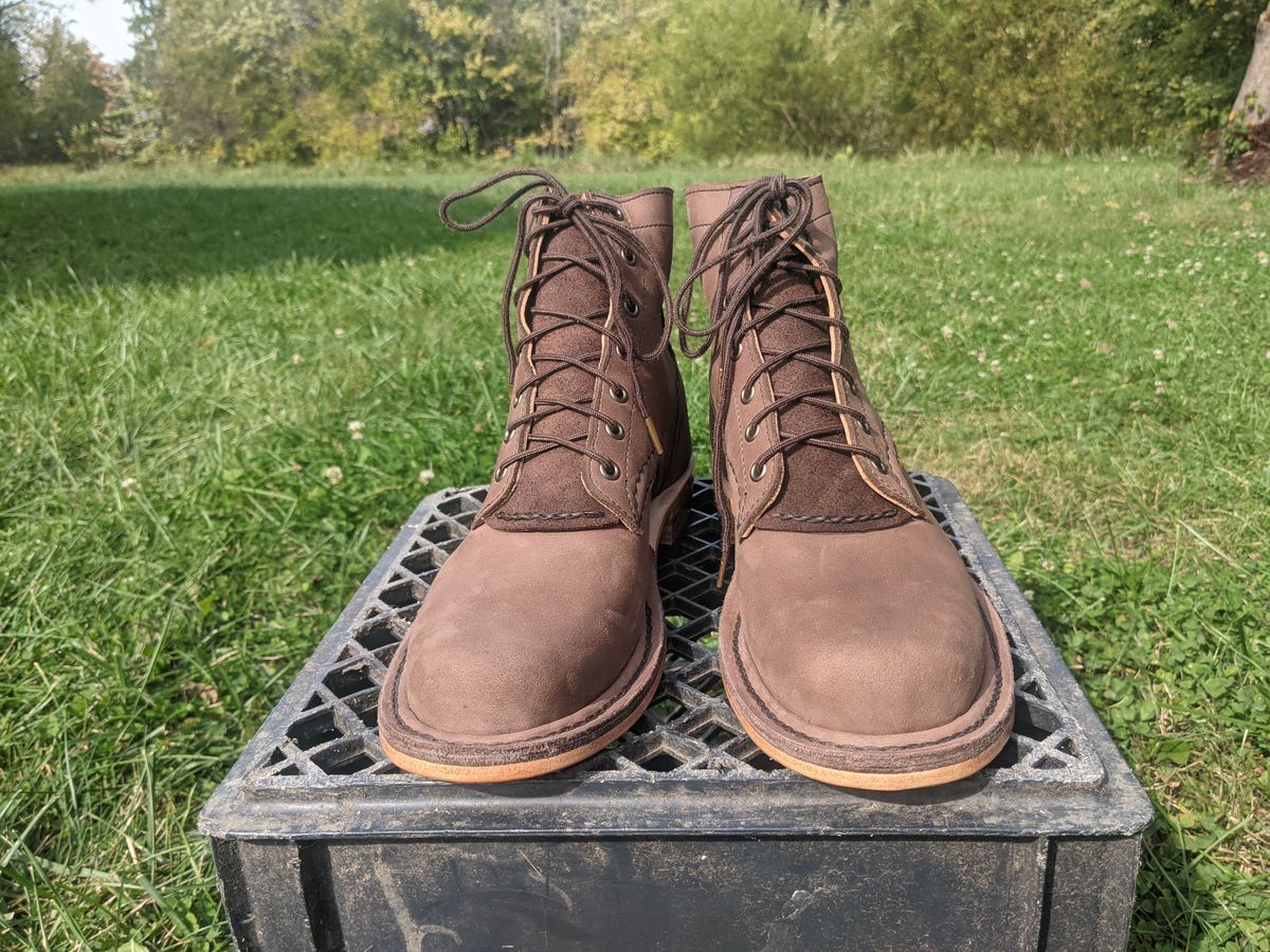 Photo by evsnova74 on October 18, 2025 of the Self-Made Custom Model in S.B. Foot Itasca Chestnut.