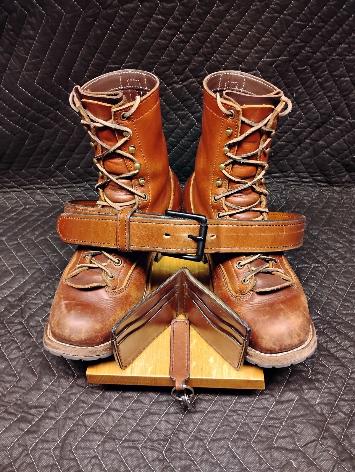 Photo by evsnova74 on November 2, 2025 of the Self-Made Wallet in Maryam Macchiato TPR Horsebutt.