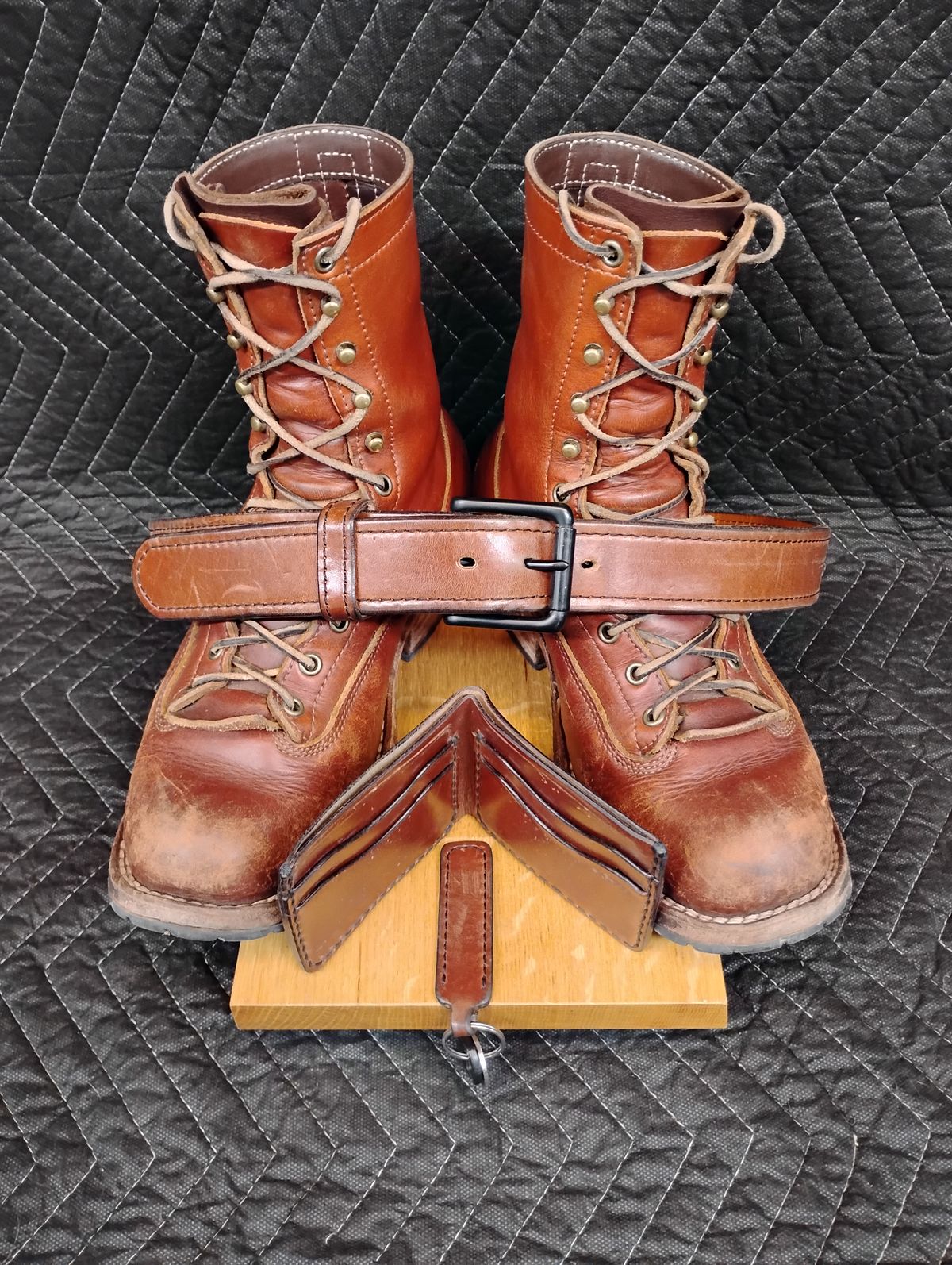 Photo by evsnova74 on January 1, 2026 of the Self-Made Wallet in Maryam Macchiato TPR Horsebutt.