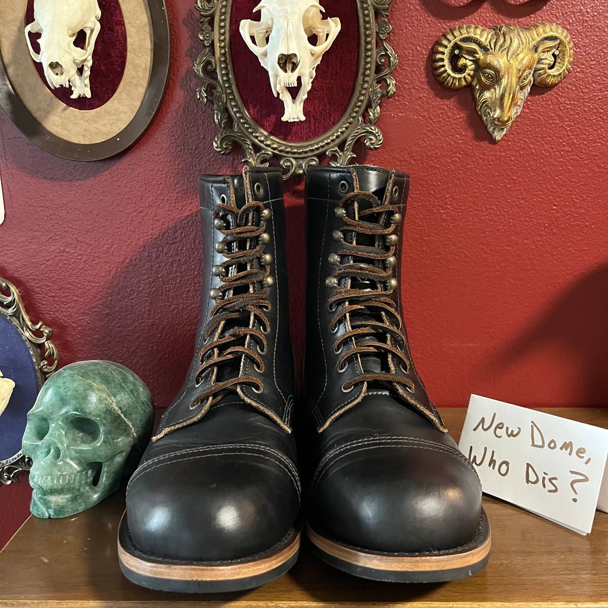 Photo by Ace_Crow_666 on October 1, 2025 of the The Urban Wolf Club Company Axeman 10 Eyelet in Seidel Black Double Shot.