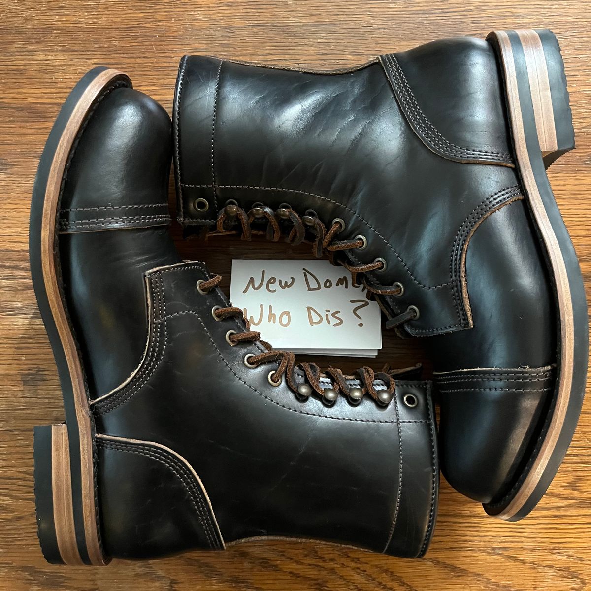 Photo by Ace_Crow_666 on October 1, 2025 of the The Urban Wolf Club Company Axeman 10 Eyelet in Seidel Black Double Shot.