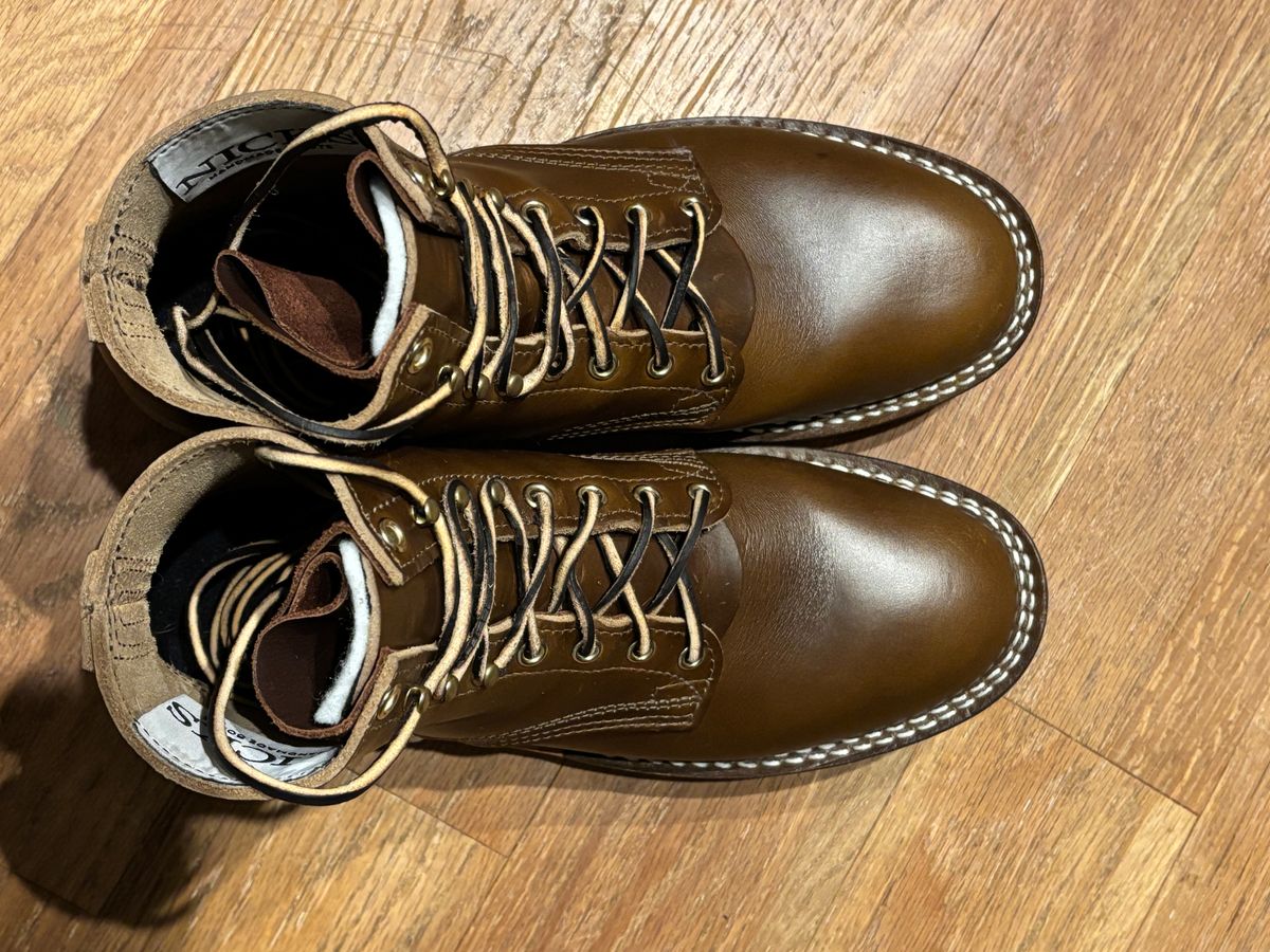 Photo by ohherewego on October 1, 2024 of the Nicks Free Range in Horween British Tan Chromexcel.