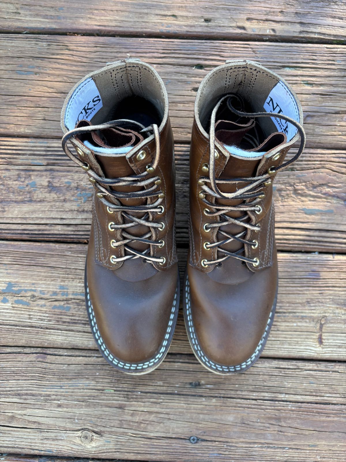 Photo by ohherewego on November 1, 2024 of the Nicks Free Range in Horween British Tan Chromexcel.