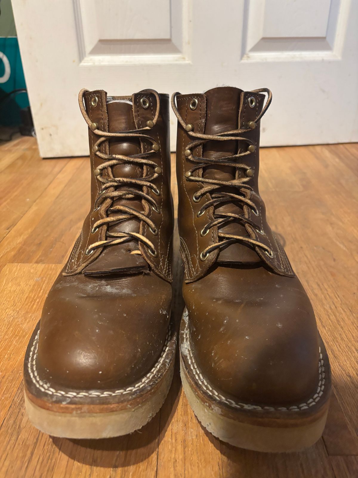 Photo by ohherewego on March 2, 2025 of the Nicks Free Range in Horween British Tan Chromexcel.
