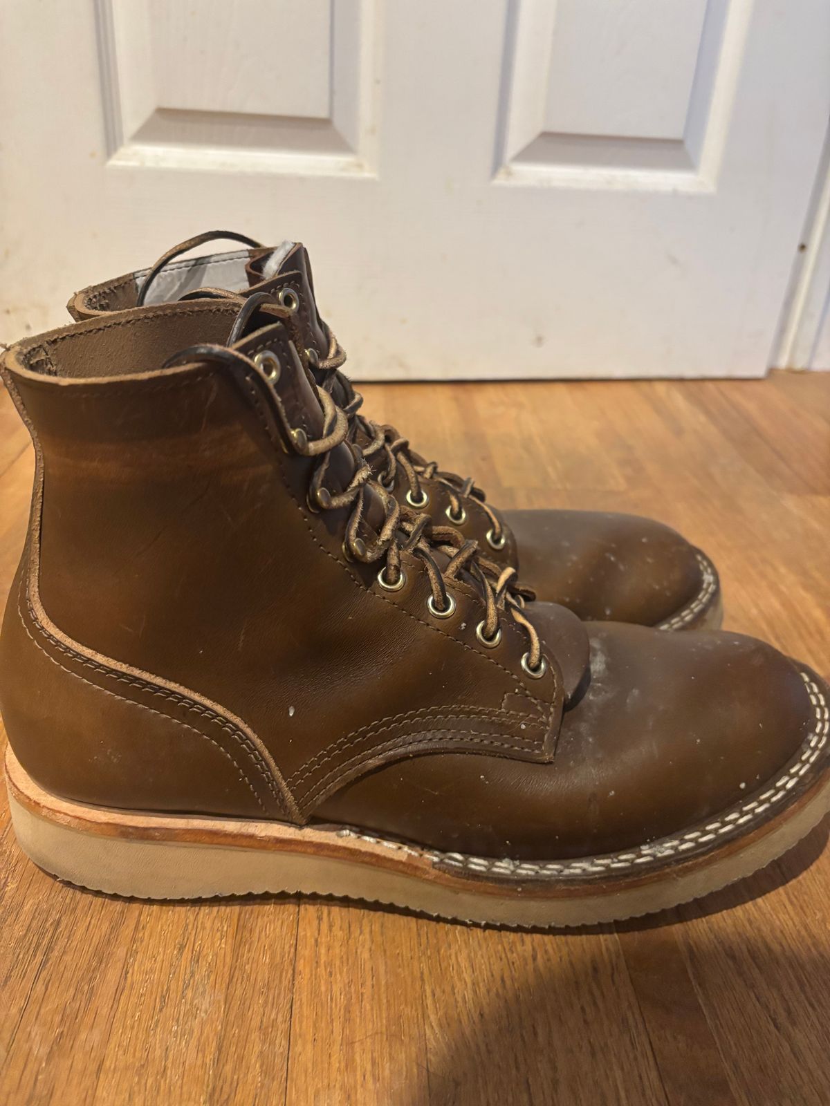 Photo by ohherewego on March 2, 2025 of the Nicks Free Range in Horween British Tan Chromexcel.