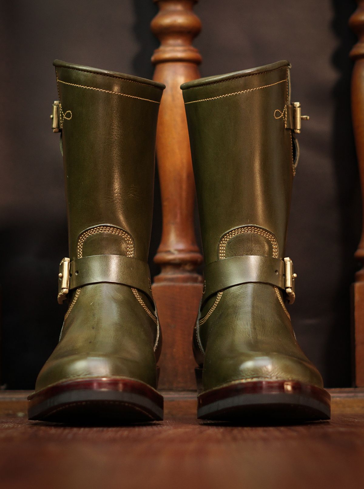 Photo by ohherewego on October 4, 2025 of the Fortis Boots Tapak 2.0 Engineer Boots in Indonesian Olive Pullup.