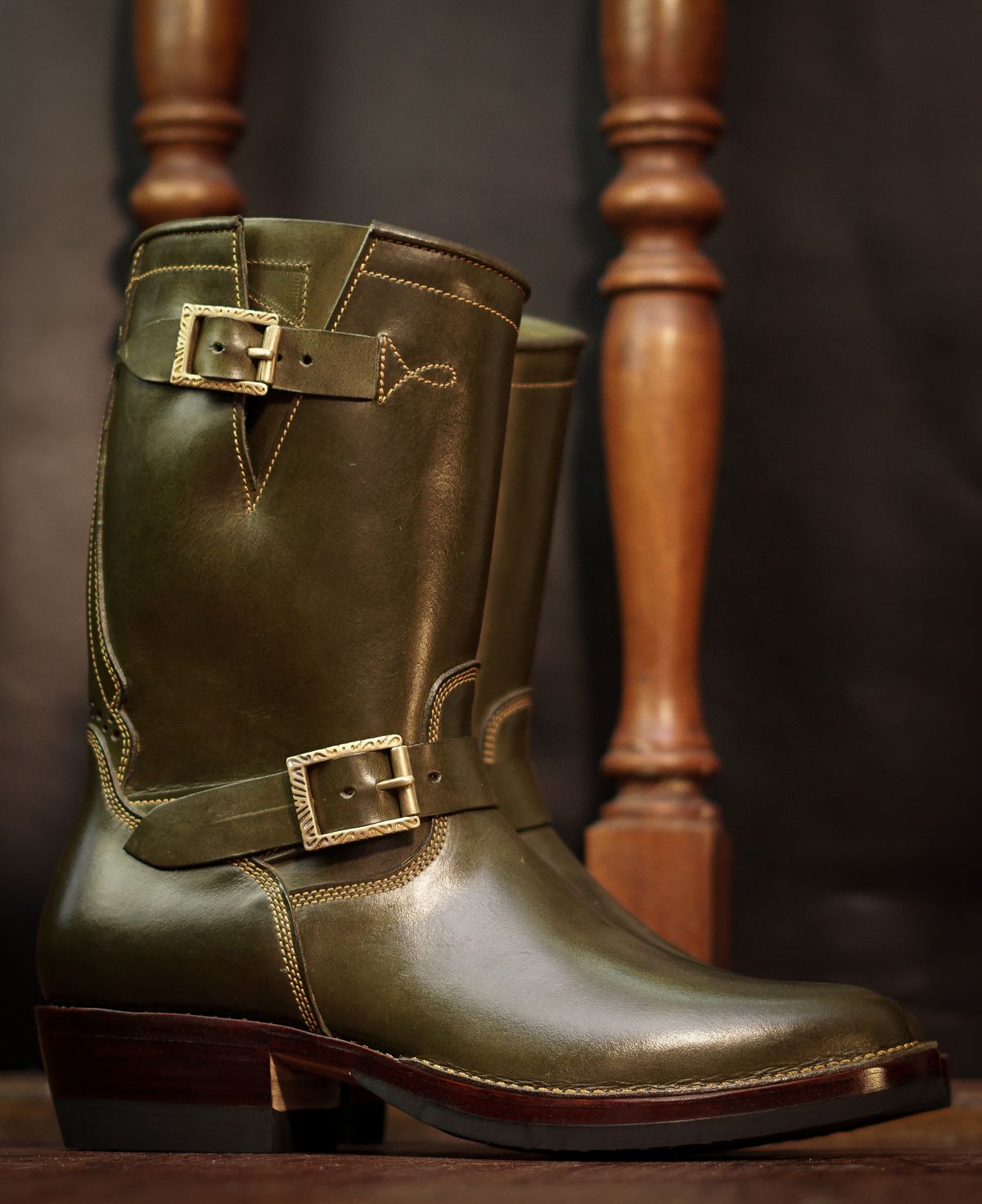 Photo by ohherewego on October 4, 2025 of the Fortis Boots Tapak 2.0 Engineer Boots in Indonesian Olive Pullup.