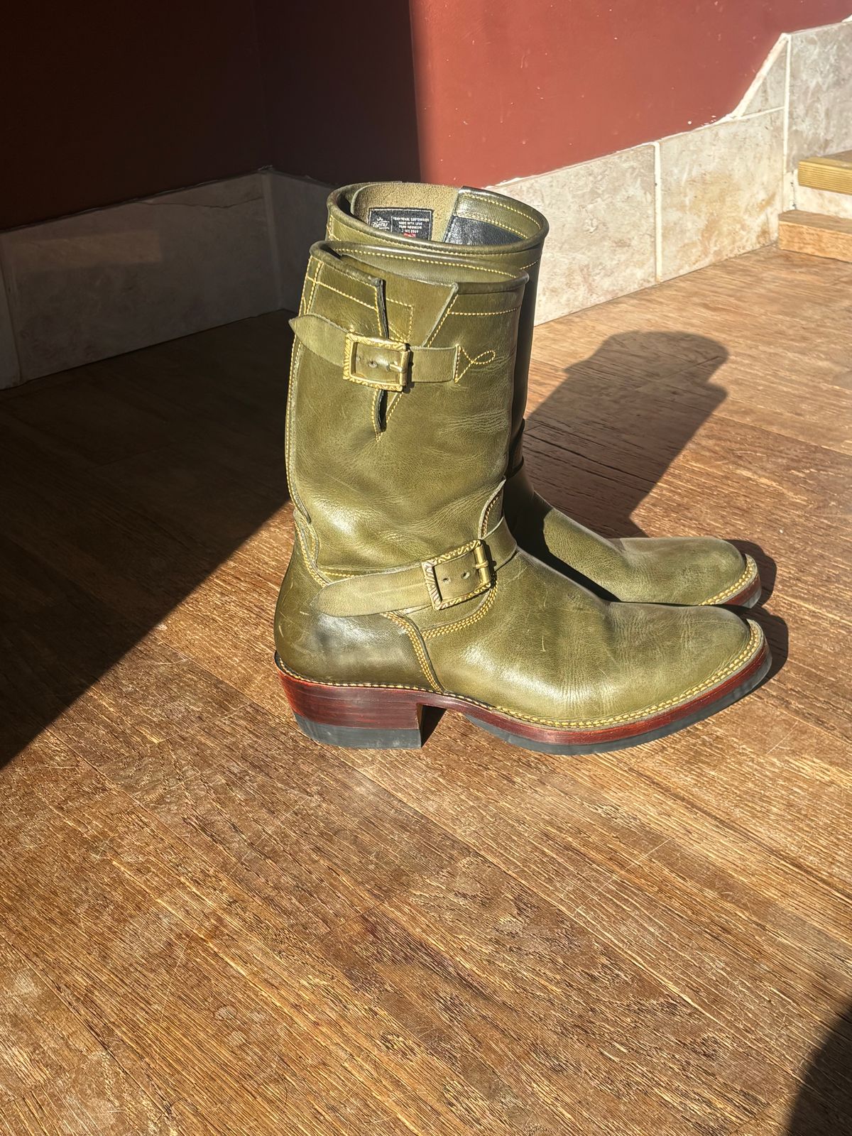 Photo by ohherewego on December 1, 2025 of the Fortis Boots Tapak 2.0 Engineer Boots in Indonesian Olive Pullup.