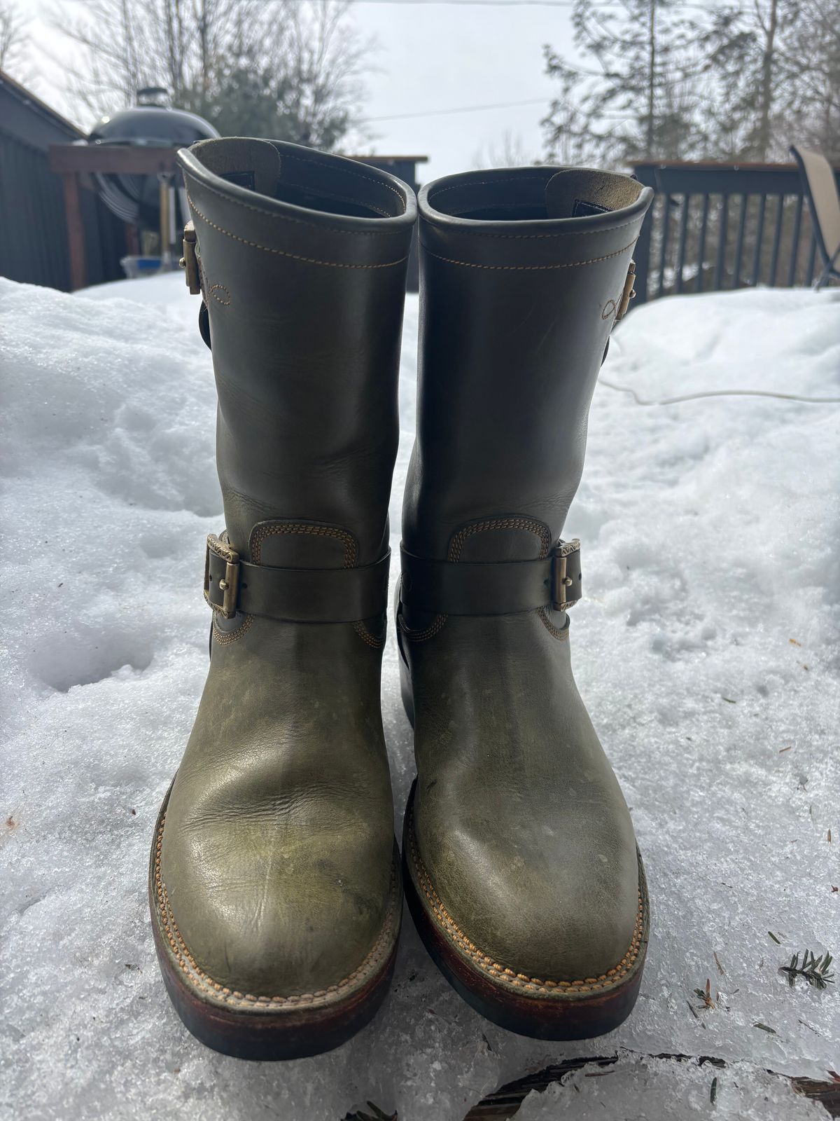 Photo by ohherewego on March 2, 2026 of the Fortis Boots Tapak 2.0 Engineer Boots in Indonesian Olive Pullup.