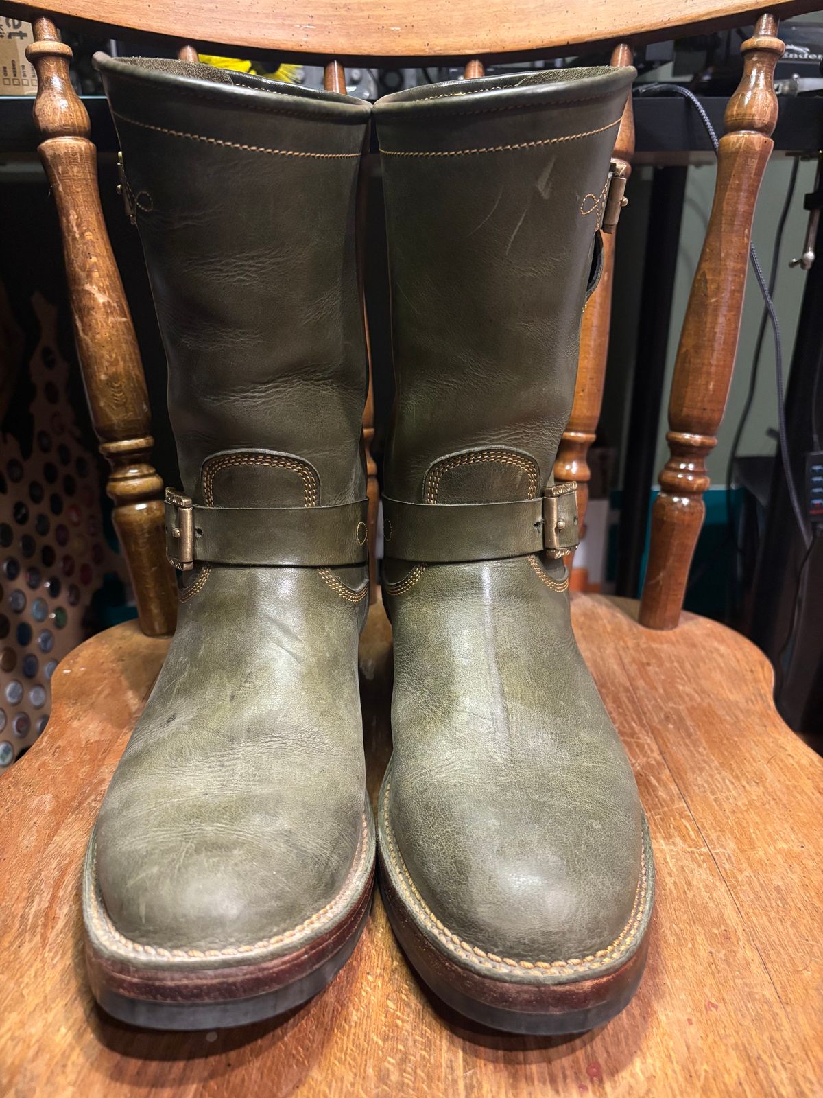 Photo by ohherewego on April 1, 2026 of the Fortis Boots Tapak 2.0 Engineer Boots in Indonesian Olive Pullup.