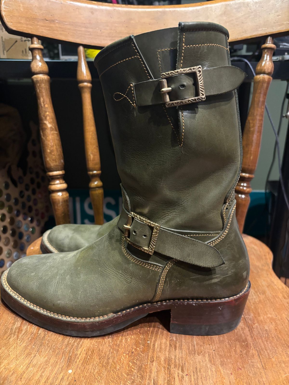 Photo by ohherewego on April 1, 2026 of the Fortis Boots Tapak 2.0 Engineer Boots in Indonesian Olive Pullup.