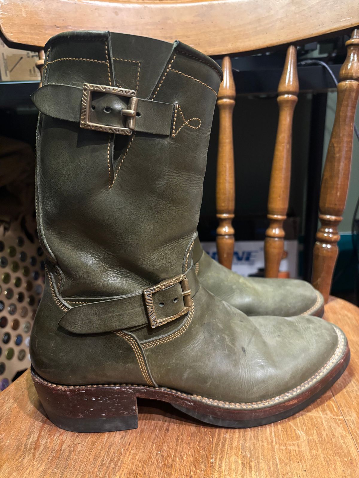 Photo by ohherewego on April 1, 2026 of the Fortis Boots Tapak 2.0 Engineer Boots in Indonesian Olive Pullup.