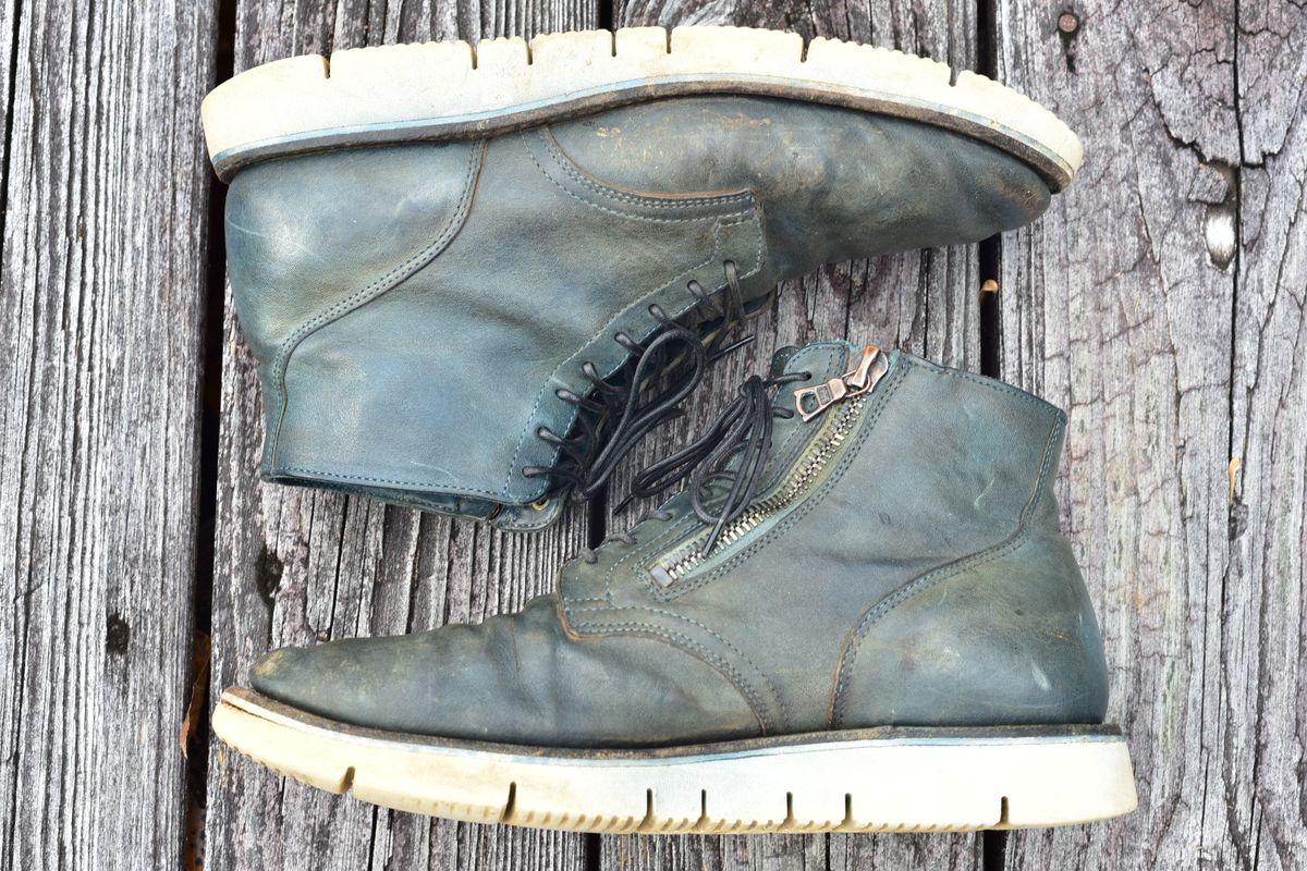 Photo by denimwatchesboots on January 2, 2026 of the Viberg Side Zip in Indigo Dipped Kangaroo.