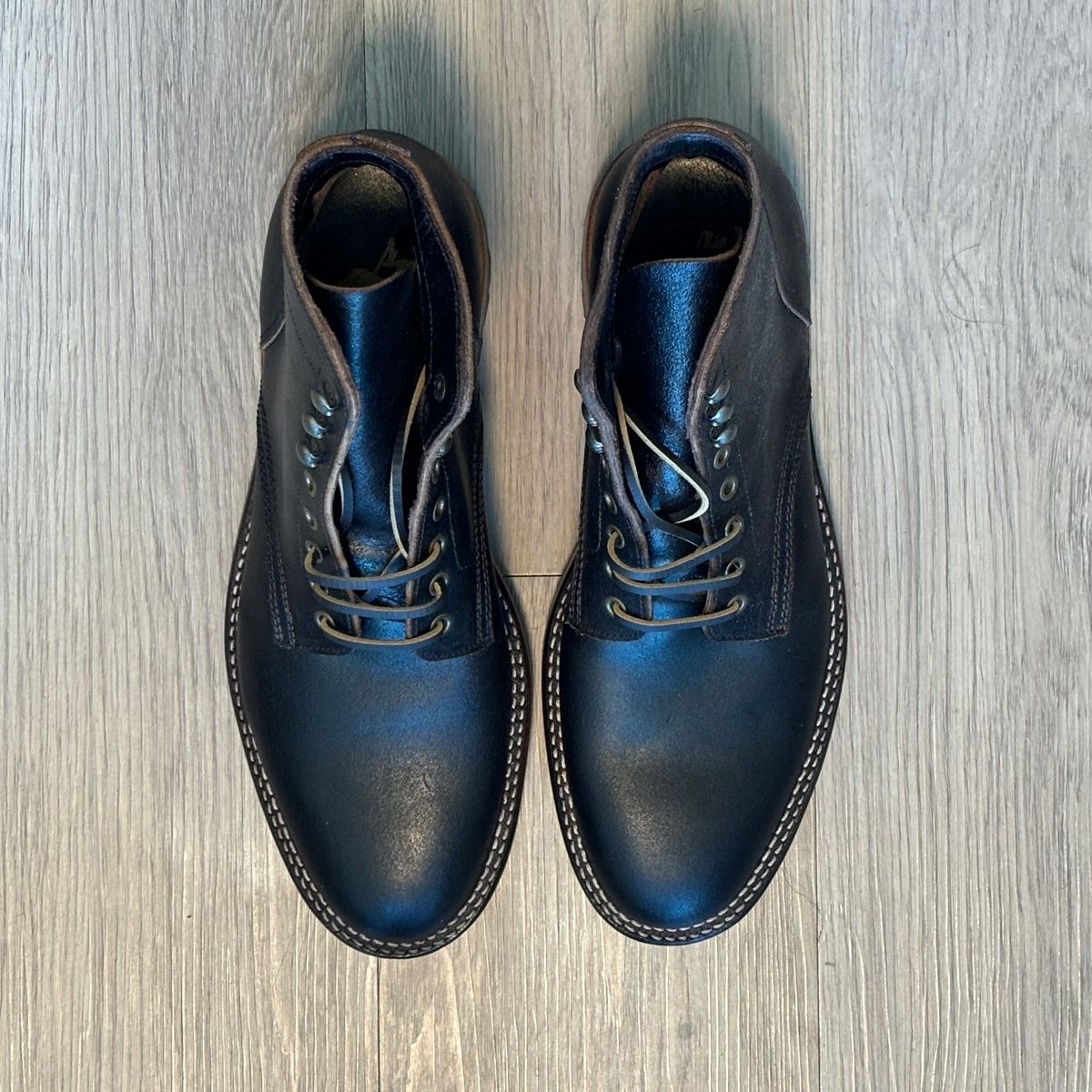 Photo by jeff on October 1, 2024 of the Parkhurst The Allen in Horween Brown Waxed Flesh.