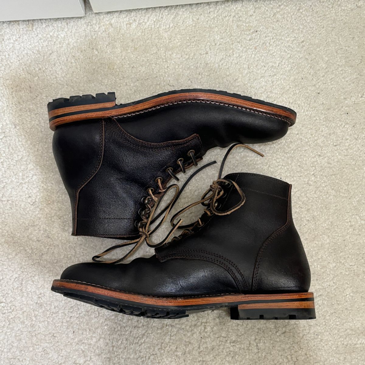 Photo by jeff on November 4, 2024 of the Parkhurst The Allen in Horween Brown Waxed Flesh.