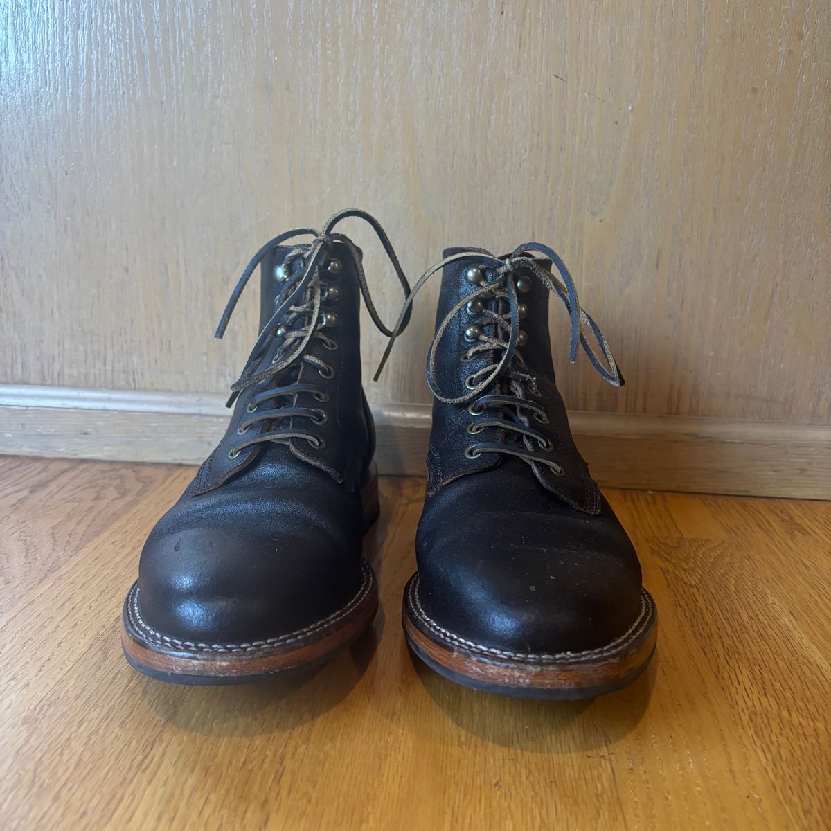 Photo by jeff on December 4, 2024 of the Parkhurst The Allen in Horween Brown Waxed Flesh.