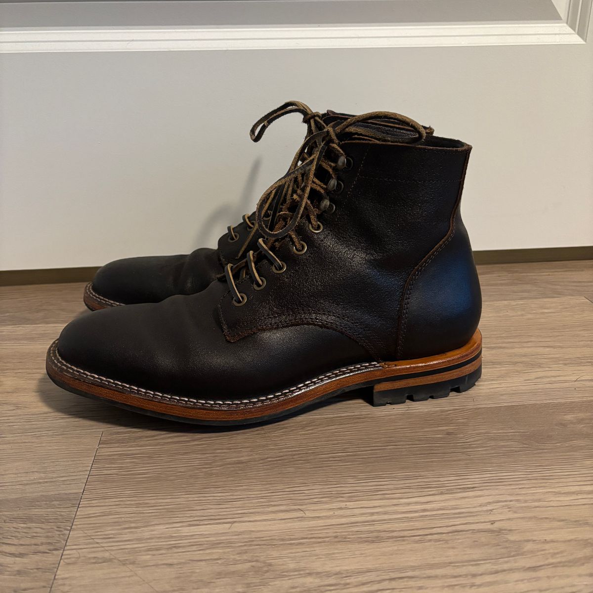 Photo by jeff on March 6, 2025 of the Parkhurst The Allen in Horween Brown Waxed Flesh.