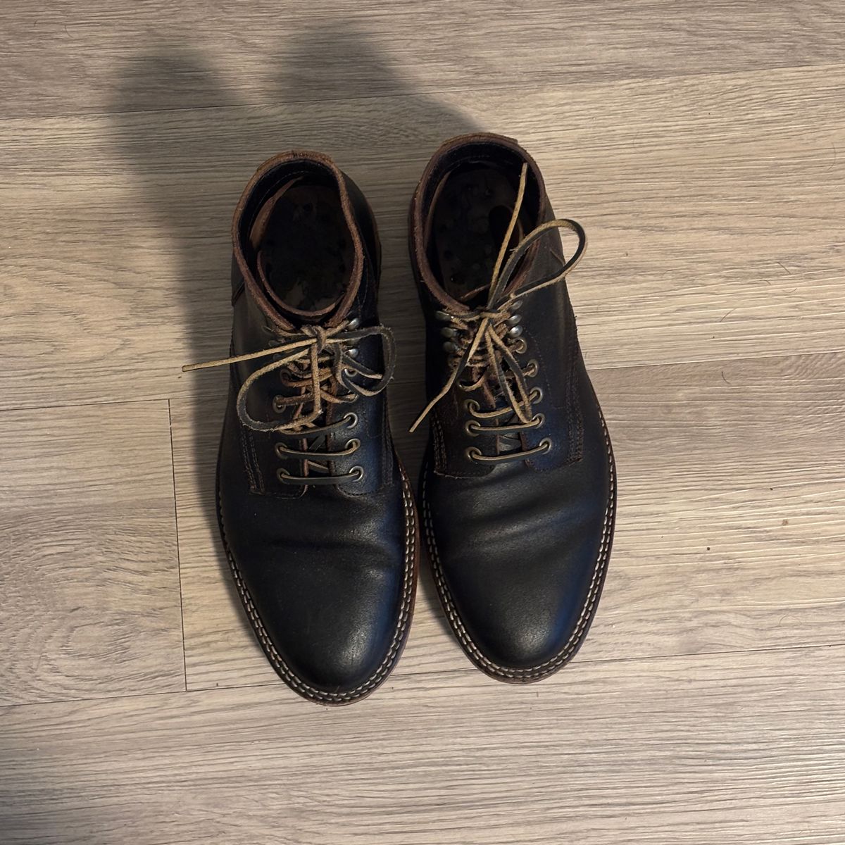 Photo by jeff on March 6, 2025 of the Parkhurst The Allen in Horween Brown Waxed Flesh.