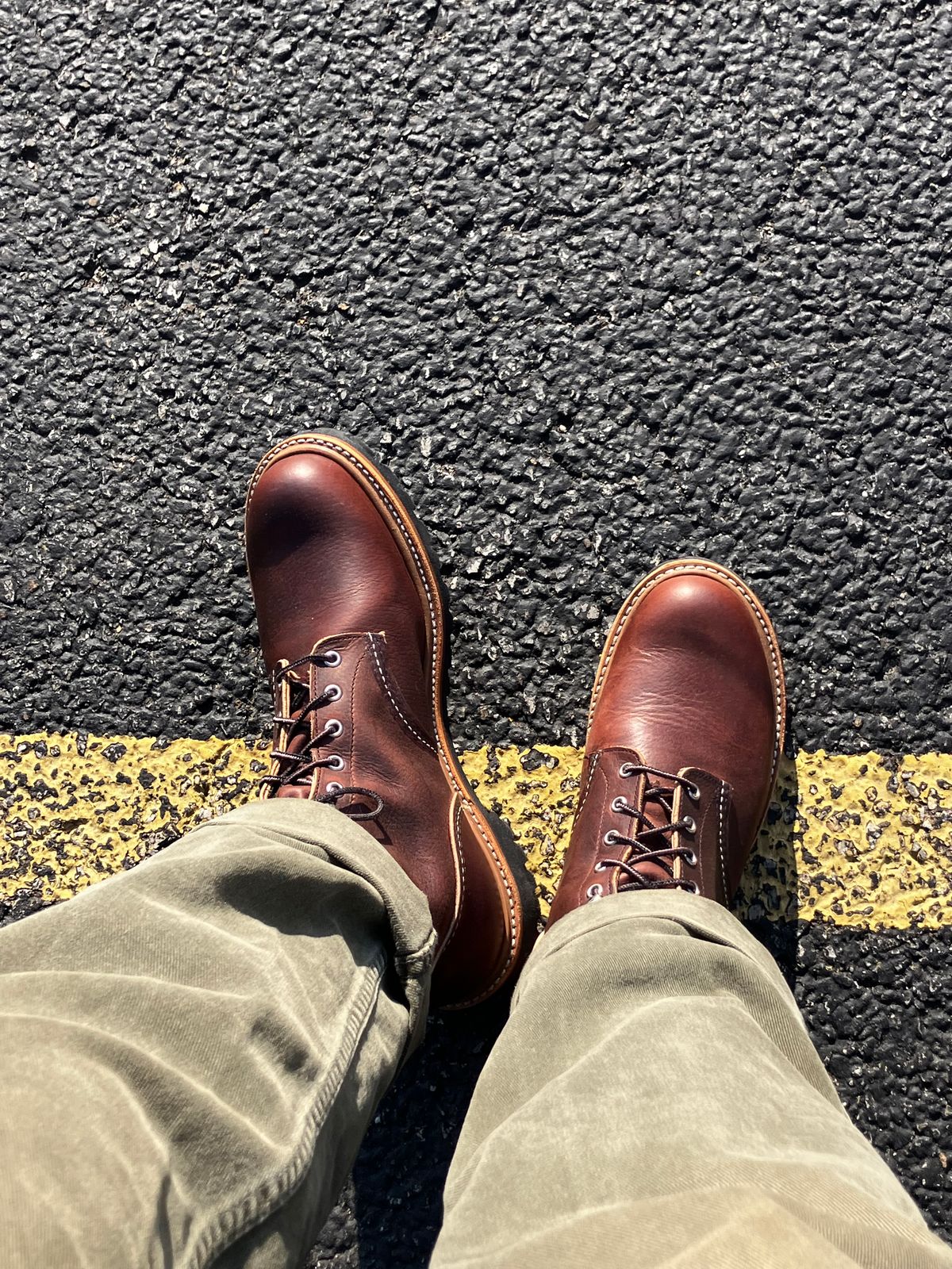 Photo by dev.s.96 on September 3, 2025 of the Red Wing 4585 Heritage Logger in S.B. Foot Briar Oil Slick.