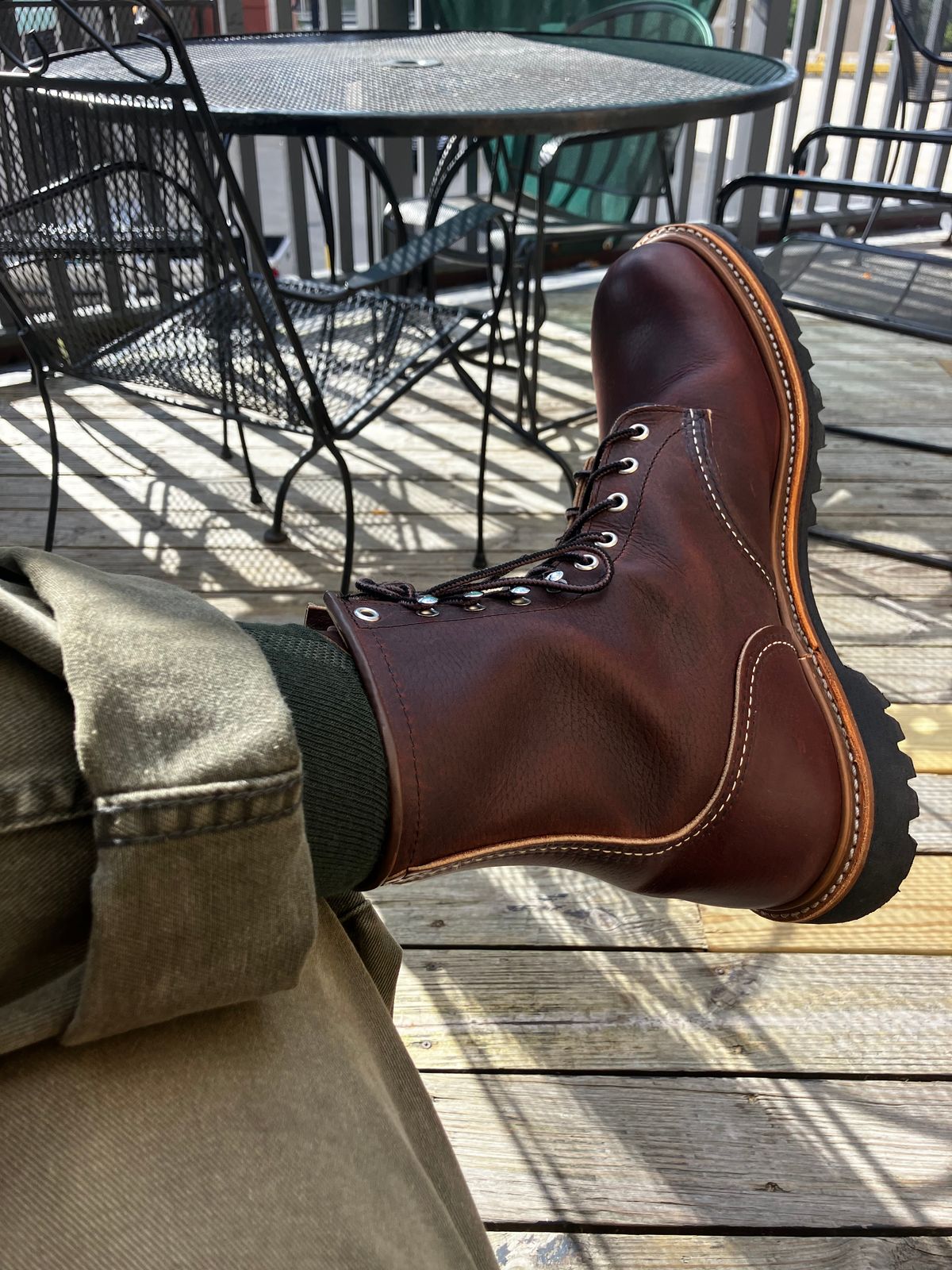 Photo by dev.s.96 on September 6, 2025 of the Red Wing 4585 Heritage Logger in S.B. Foot Briar Oil Slick.