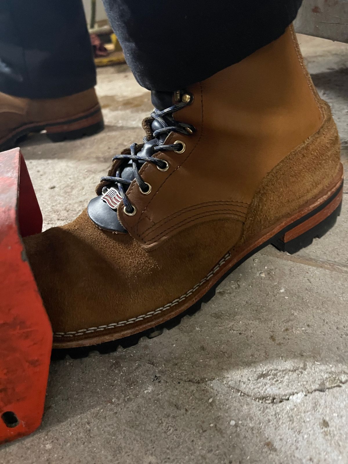 Photo by billdozer on November 4, 2024 of the Nicks BuilderPro in Seidel 1964 Tan.