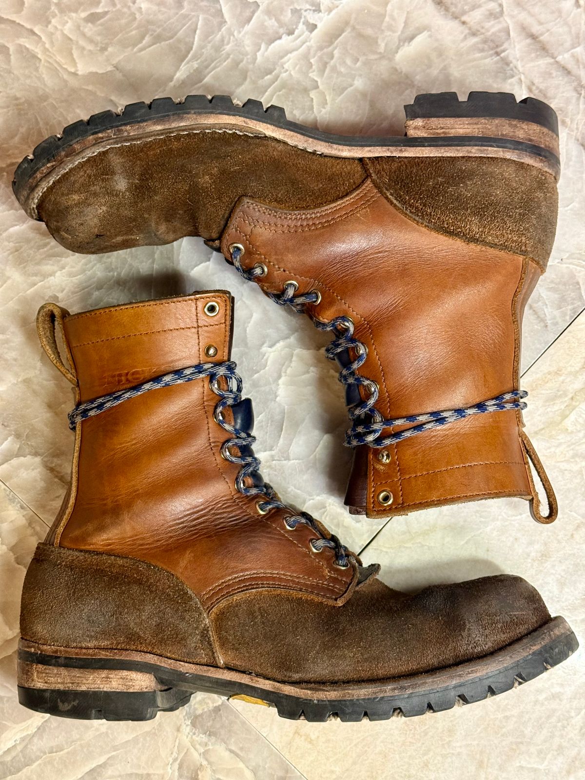 Photo by billdozer on March 6, 2025 of the Nicks BuilderPro in Seidel 1964 Tan.