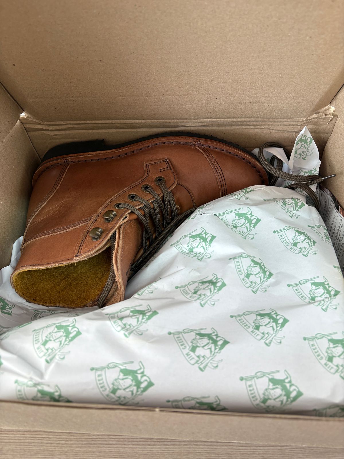 Photo by mia on June 22, 2025 of the Jim Green Numzaan in Jim Green Veg Retan.