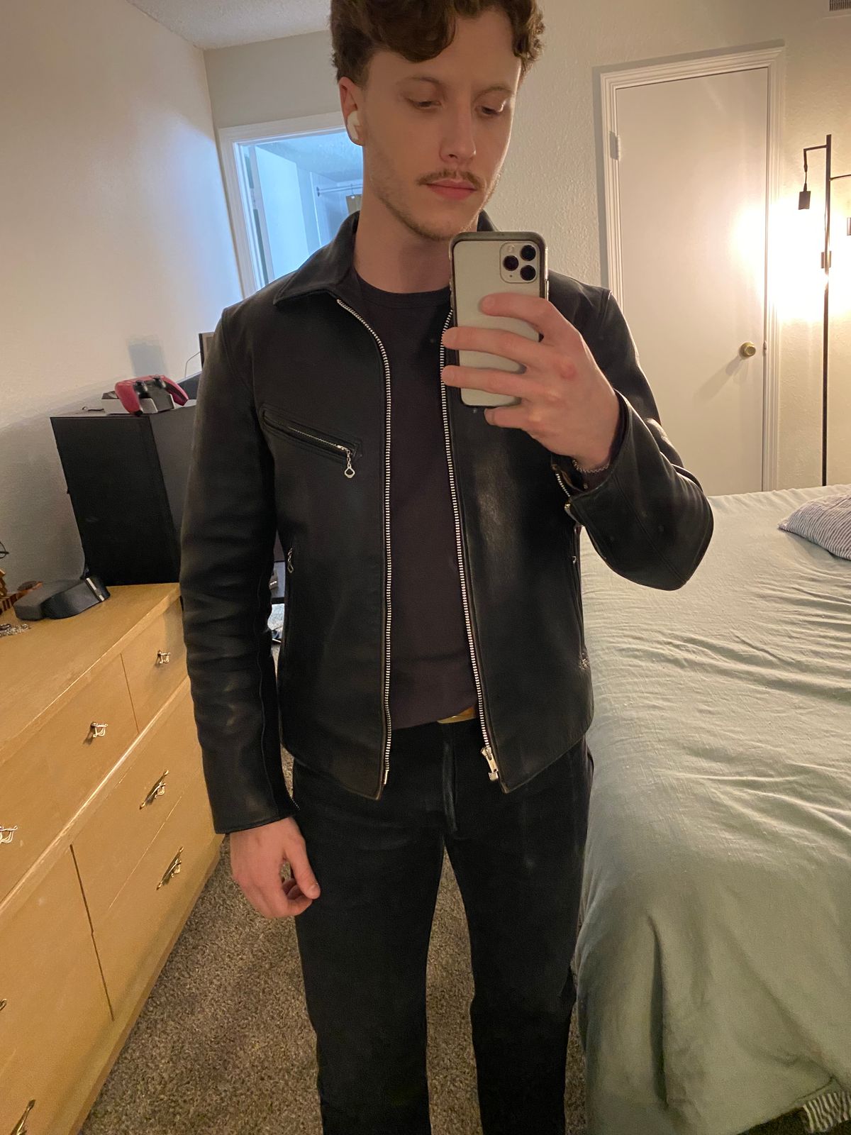 Photo by rwarren99 on February 1, 2025 of the Fine Creek Leathers Eric in Shinki Black Teacore Horsebutt.