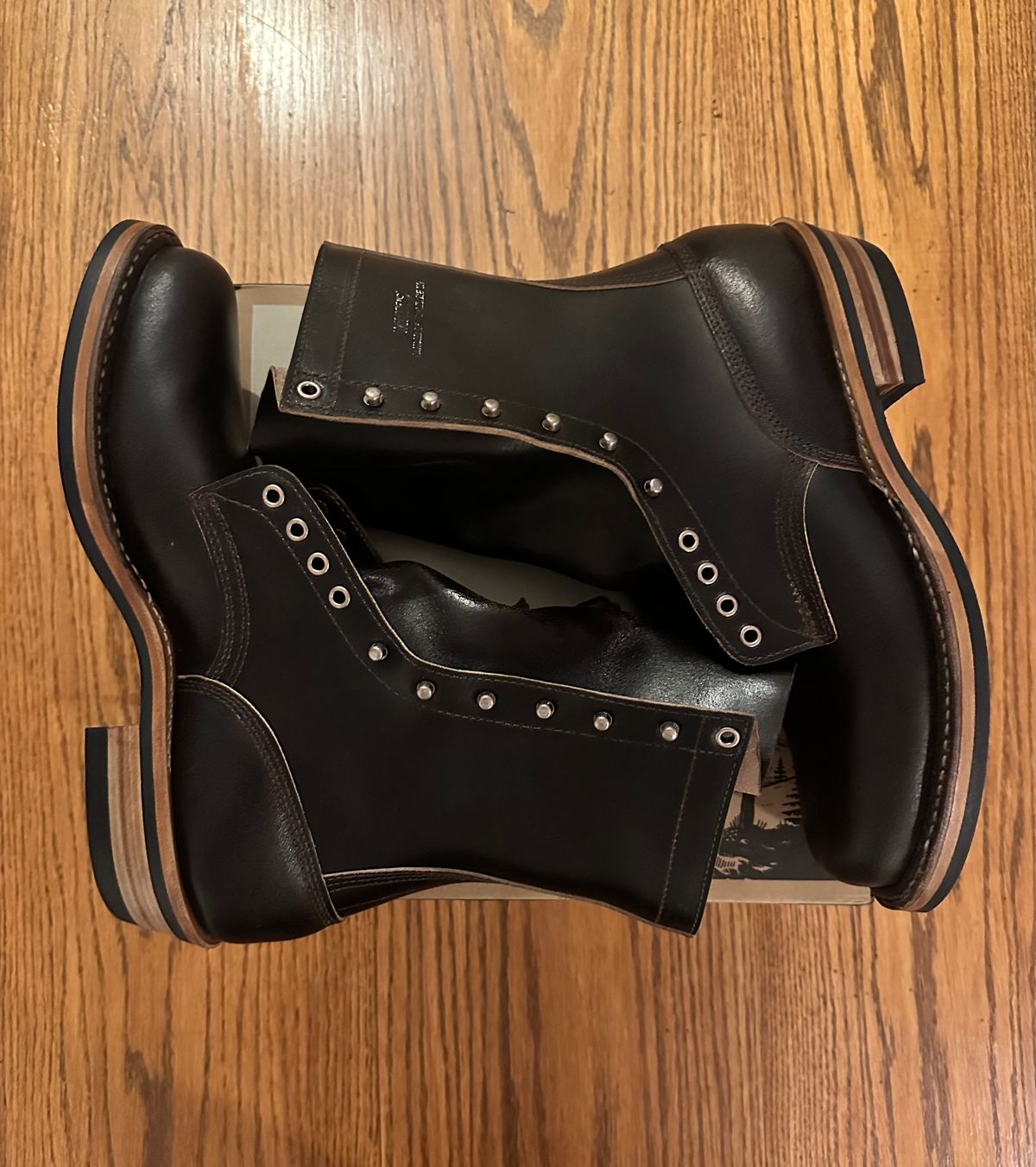 Photo by nikljam on March 12, 2026 of the White's Smokejumper in Horween Dark Brown Waxed Flesh.