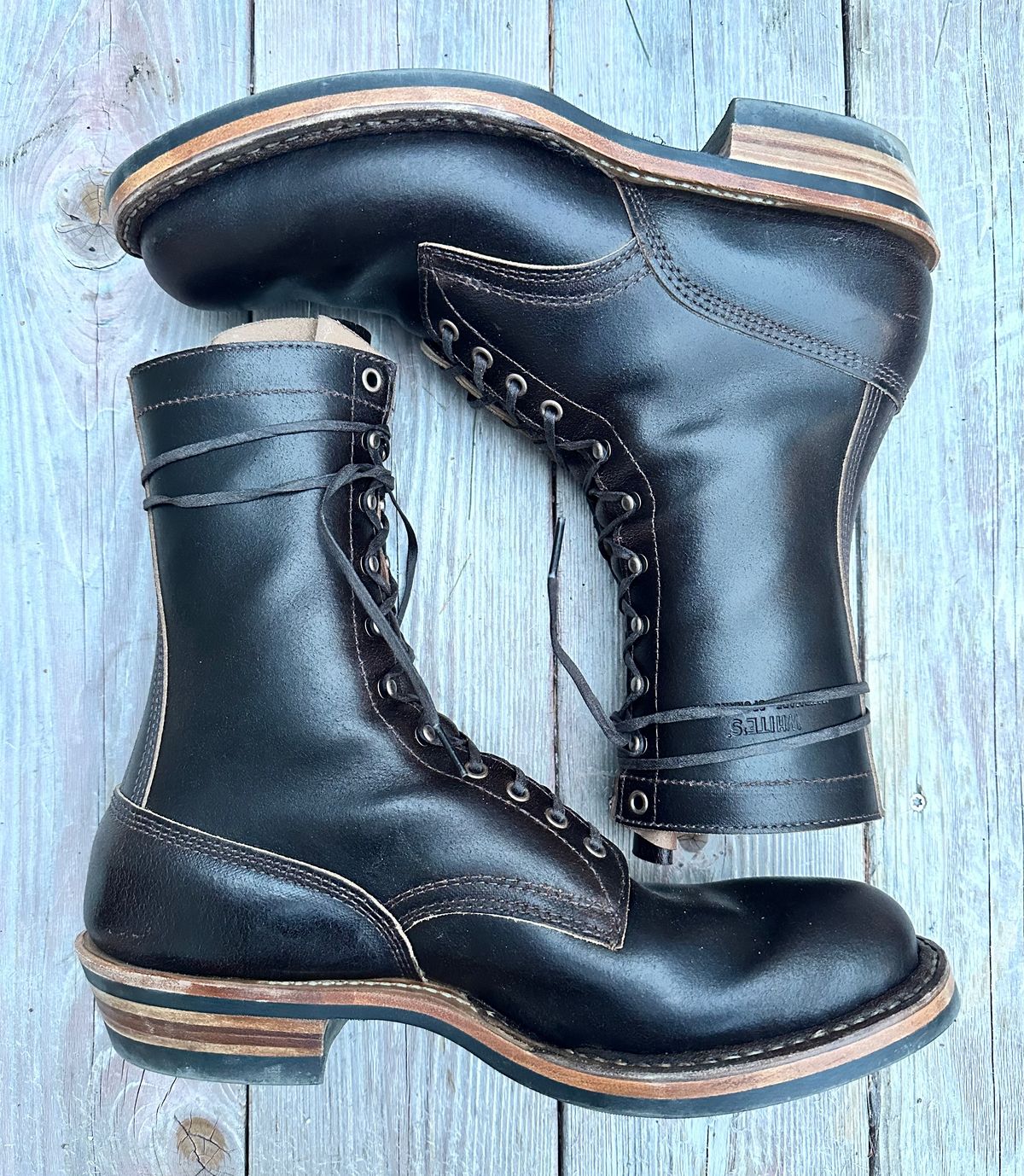 Photo by nikljam on March 13, 2026 of the White's Smokejumper in Horween Dark Brown Waxed Flesh.