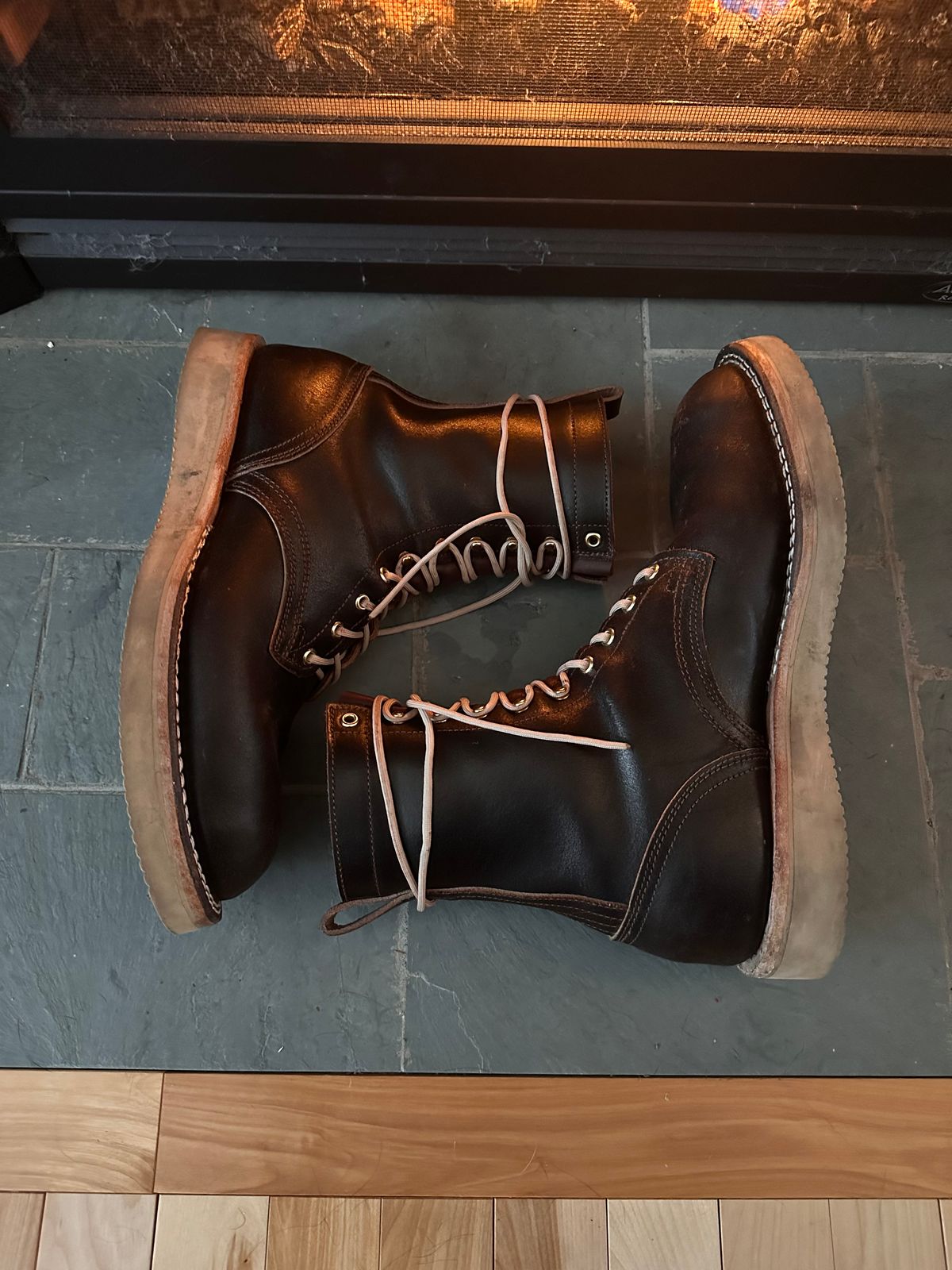 Photo by nikljam on November 22, 2025 of the Nicks Traveler in Horween Dark Brown Waxed Flesh.