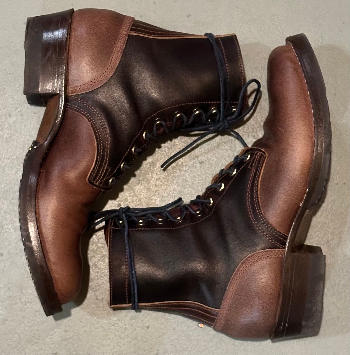 Photo by nikljam on April 28, 2026 of the Frank's Boots Wilshire in Horween Natural Waxed Flesh & Horween Brown Waxed Flesh.