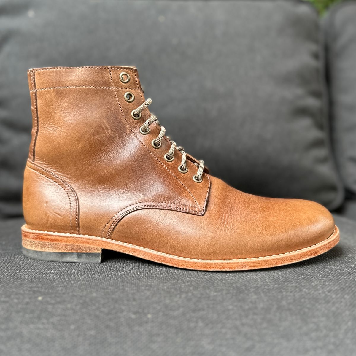 Photo by JB on May 28, 2025 of the Oak Street Bootmakers Trench Boot in Horween Natural Chromexcel.
