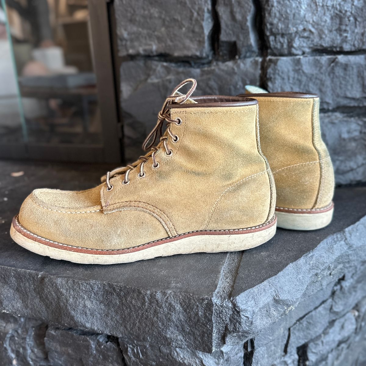 Photo by JB on February 5, 2025 of the Red Wing 6-Inch Classic Moc in S.B. Foot Hawthorne Abilene.