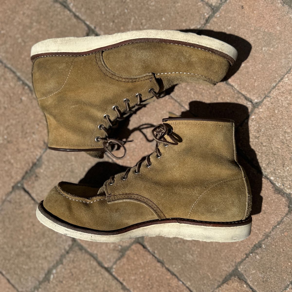 Photo by JB on April 2, 2025 of the Red Wing 6-Inch Classic Moc in S.B. Foot Hawthorne Abilene.