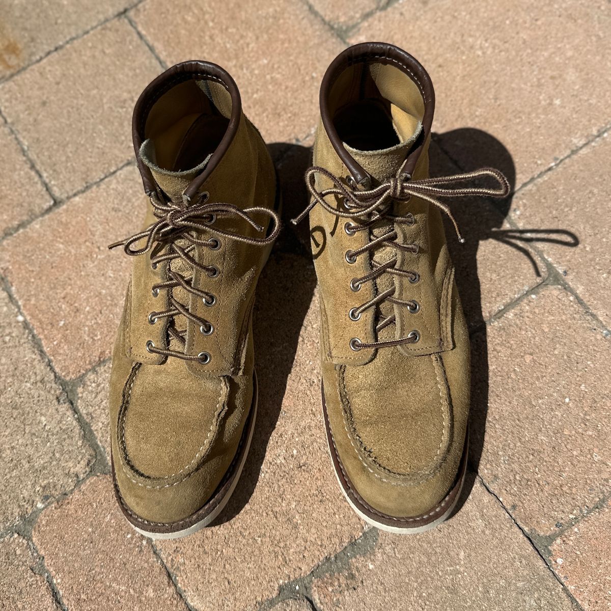 Photo by JB on April 2, 2025 of the Red Wing 6-Inch Classic Moc in S.B. Foot Hawthorne Abilene.