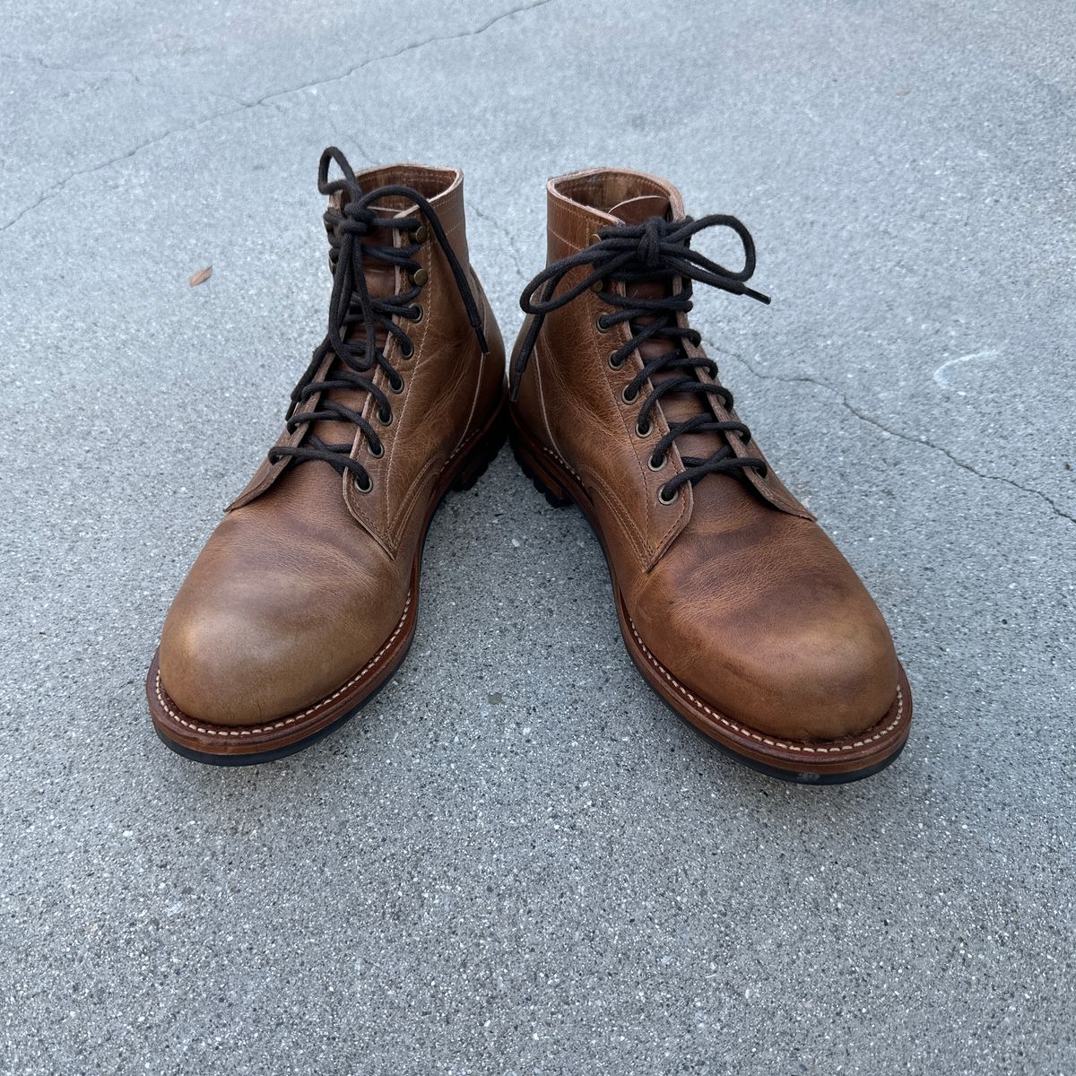 Photo by JB on August 28, 2024 of the Truman Plain Toe Boot in Horween Natural Cypress.