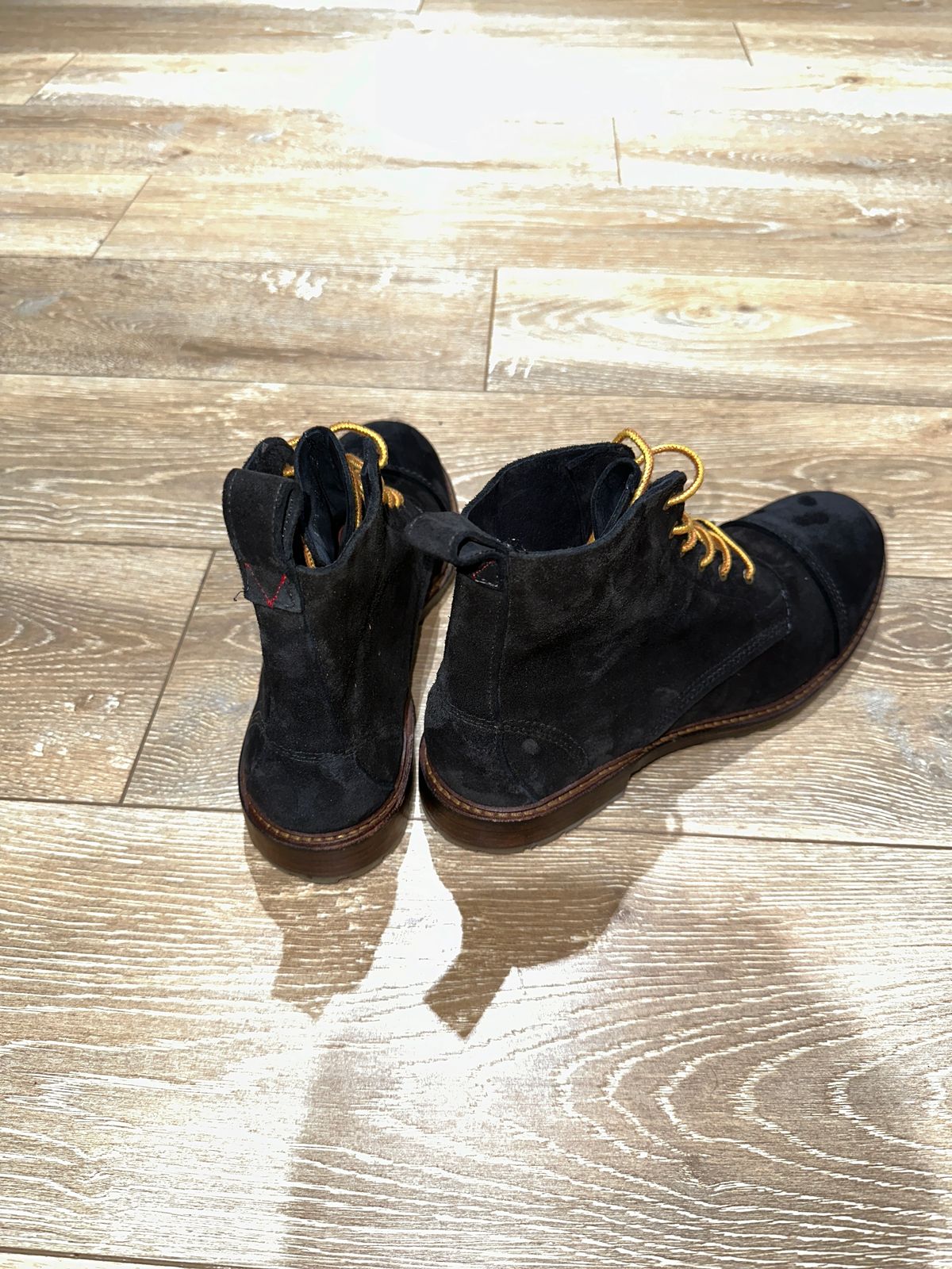Photo by JB on May 4, 2024 of the Allen Edmonds Caen in C.F. Stead Black Kudu Reverse.