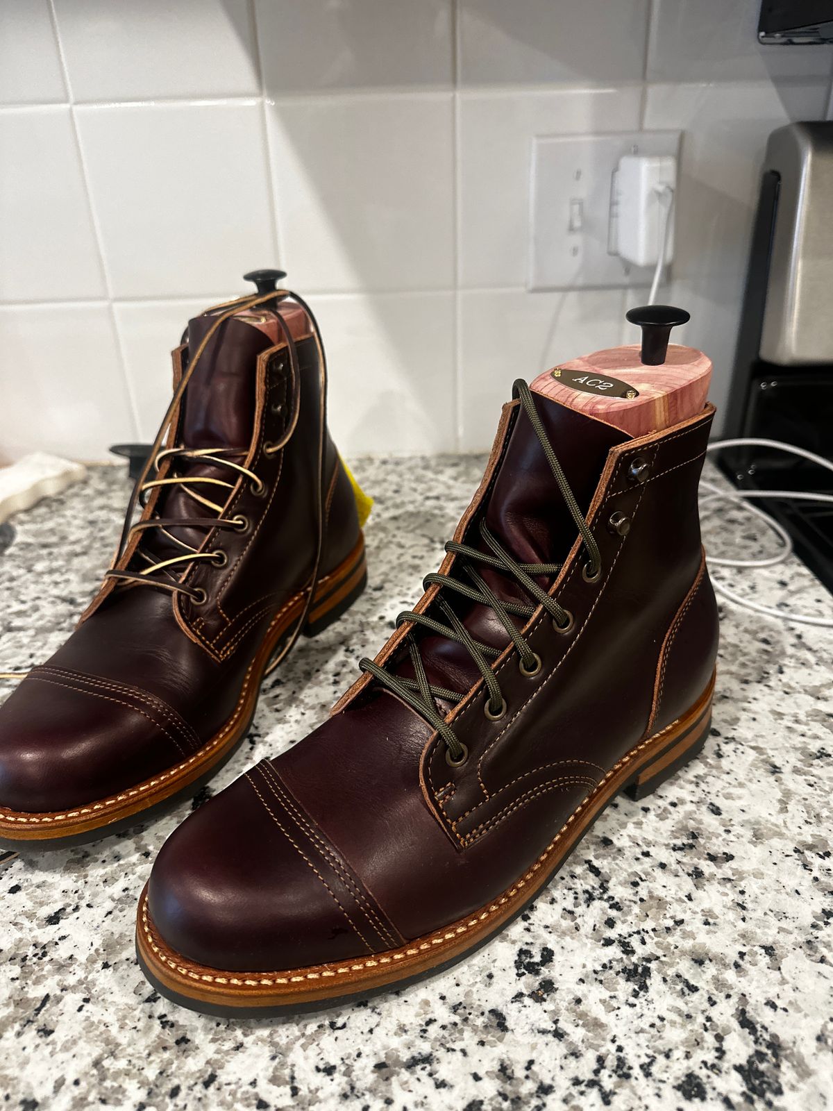 Photo by alfonso02 on April 12, 2024 of the Truman Cap Toe Boot in Blood Ox Double Shot.