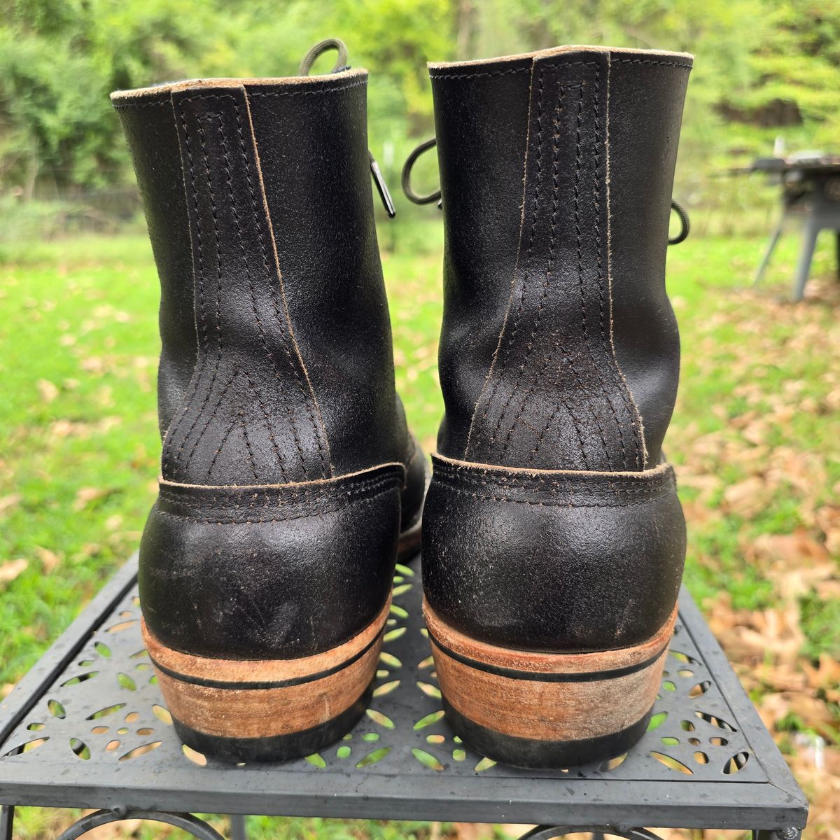 Photo by coffee_radar222 on September 5, 2025 of the Nicks MTO in Horween Black Waxed Flesh.