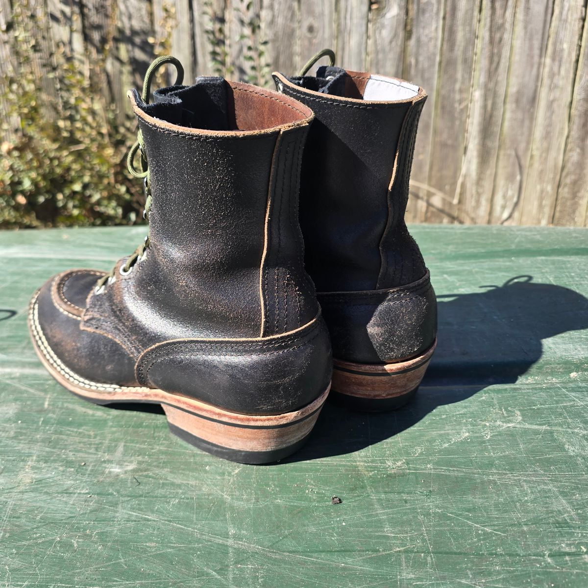 Photo by coffee_radar222 on January 31, 2026 of the Nicks MTO in Horween Black Waxed Flesh.