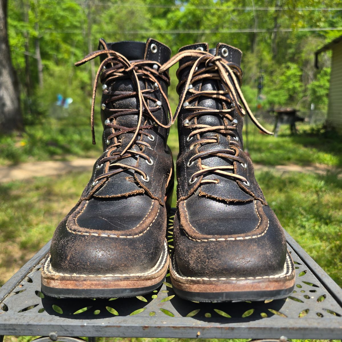 Photo by coffee_radar222 on April 10, 2026 of the Nicks MTO in Horween Black Waxed Flesh.