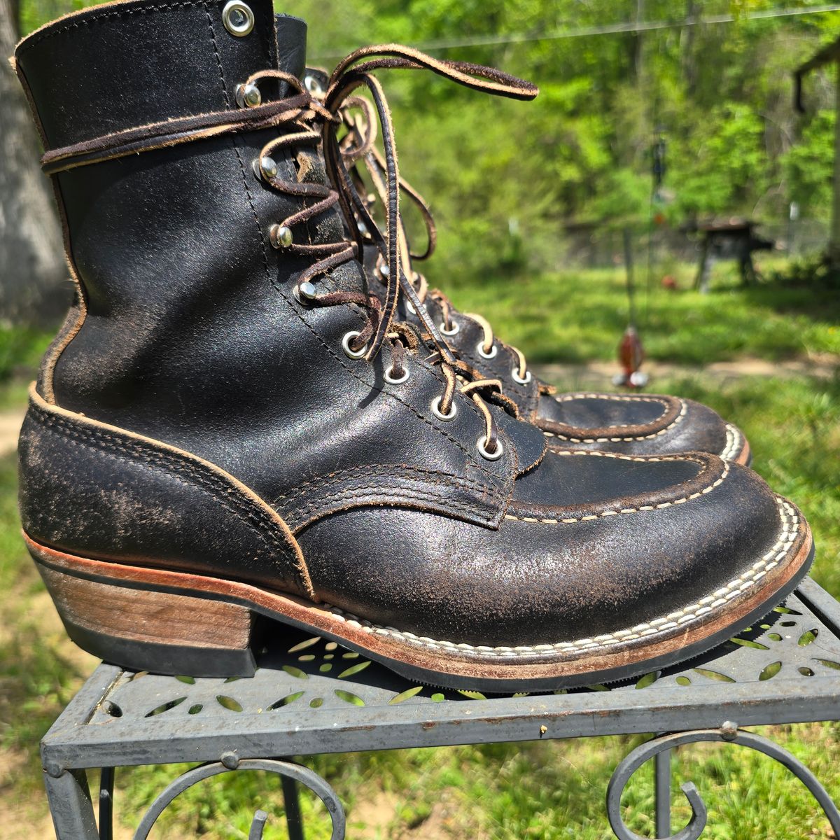 Photo by coffee_radar222 on April 10, 2026 of the Nicks MTO in Horween Black Waxed Flesh.