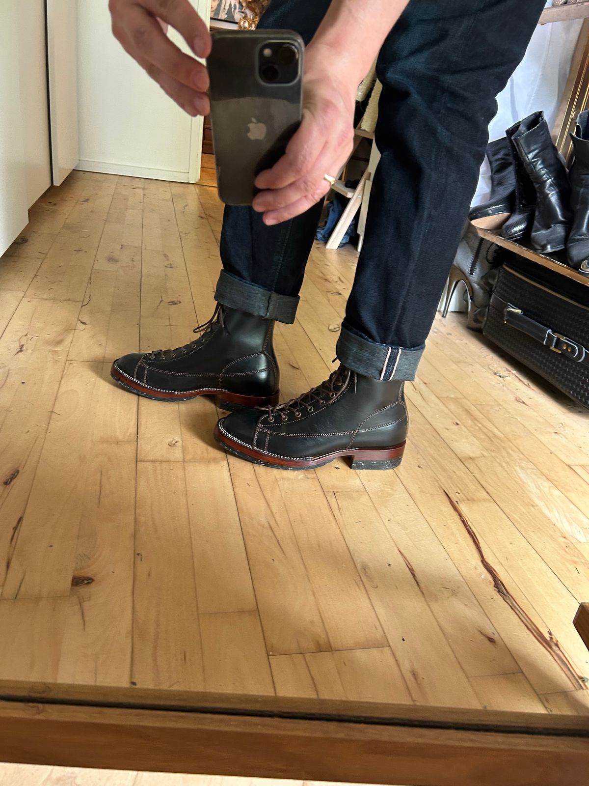 Photo by napkinlad on May 22, 2025 of the Jakkrabbits 7-Inch Monkey Boots in Horween Black Chromexcel.