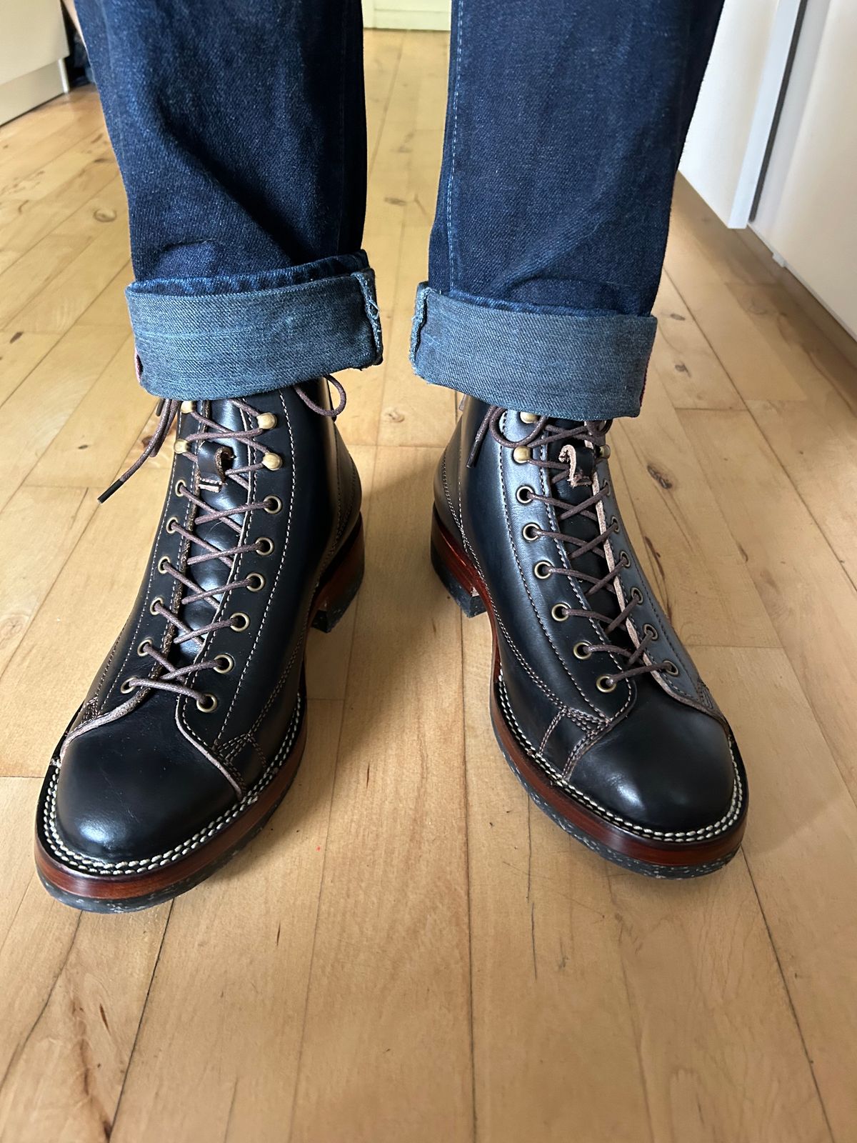 Photo by napkinlad on May 22, 2025 of the Jakkrabbits 7-Inch Monkey Boots in Horween Black Chromexcel.