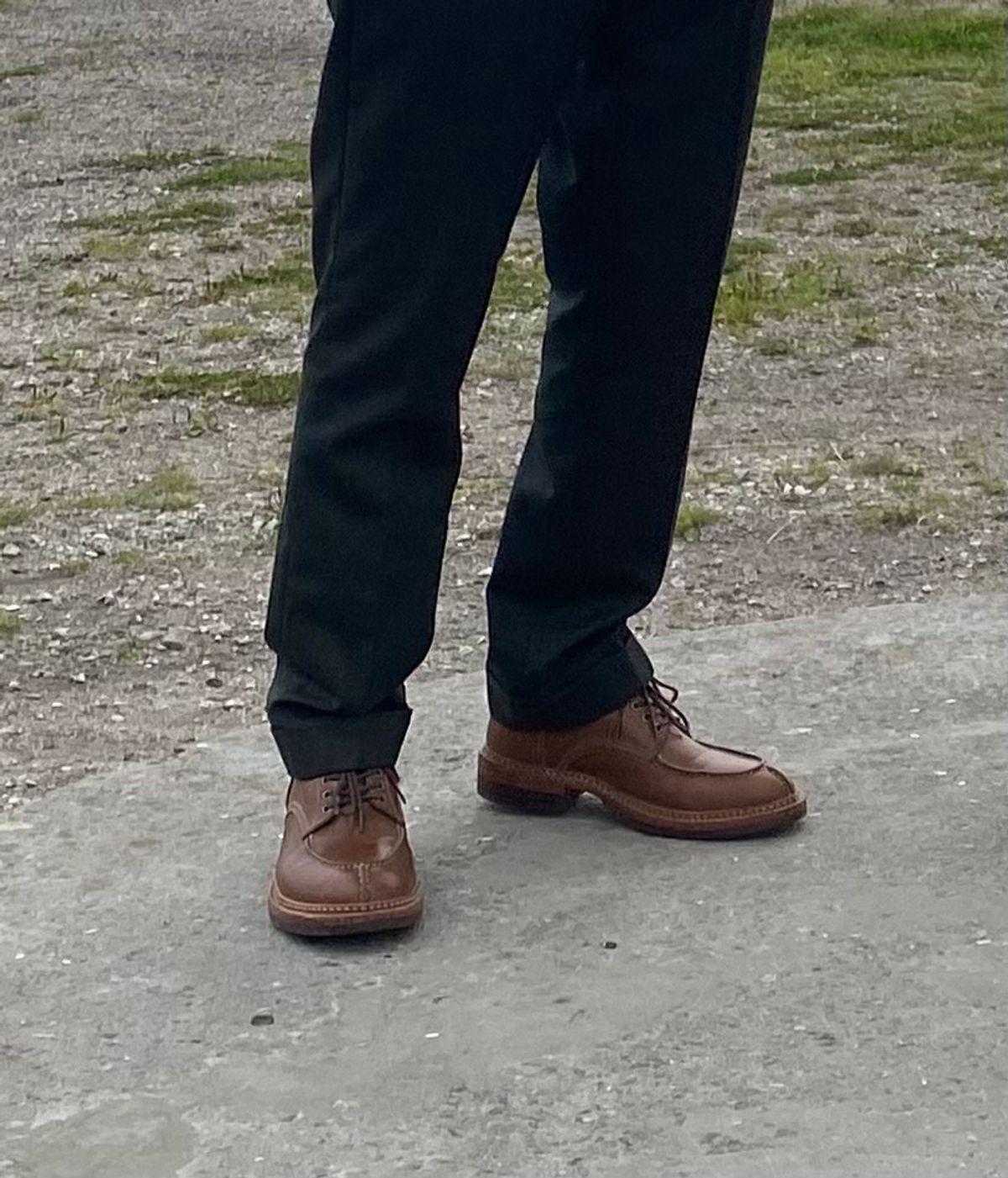Photo by napkinlad on August 24, 2024 of the Jakkrabbits Derby Shoes in Tochigi Jeans #5 Khaki.