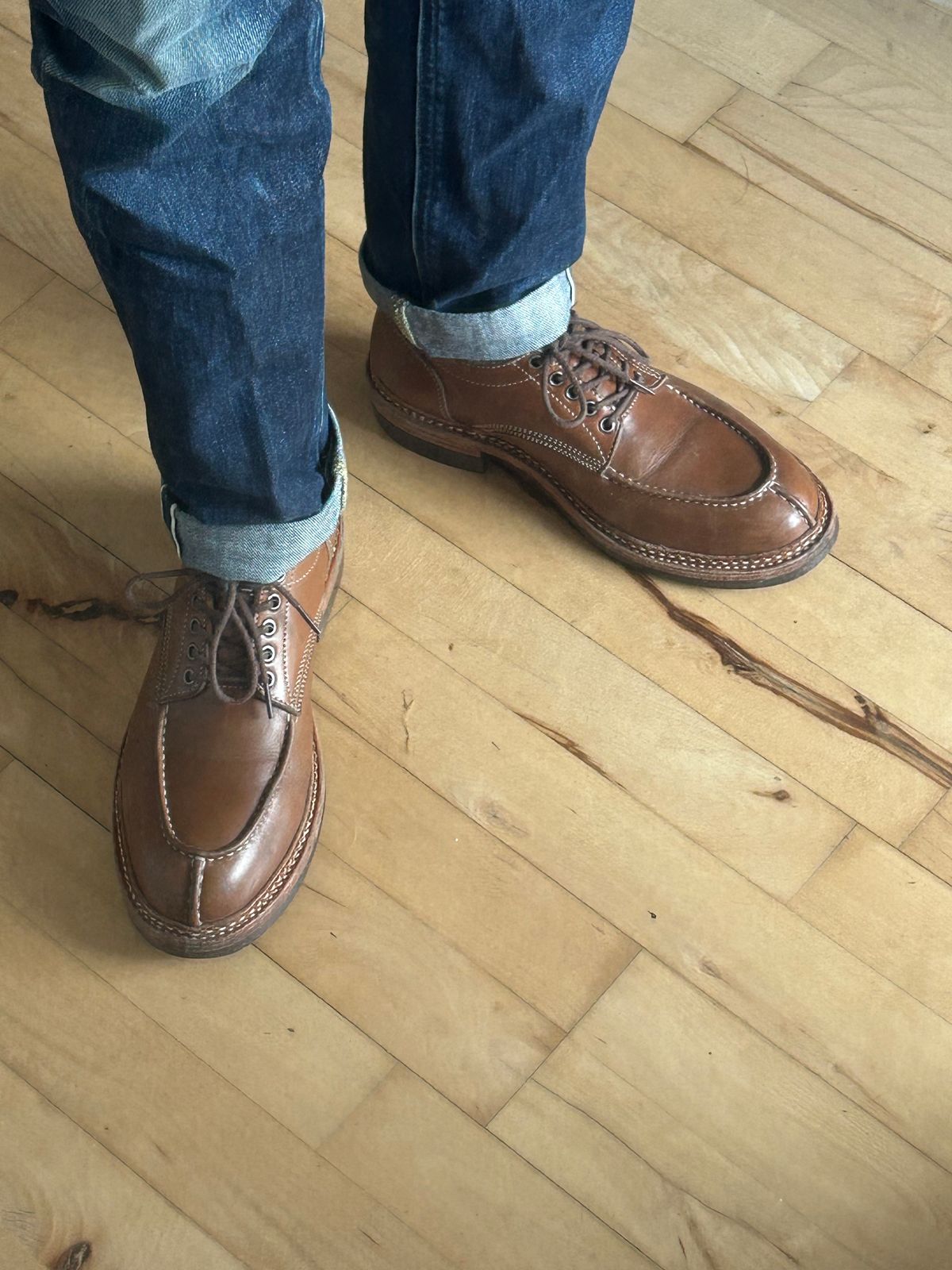 Photo by napkinlad on March 29, 2025 of the Jakkrabbits Derby Shoes in Tochigi Jeans #5 Khaki.
