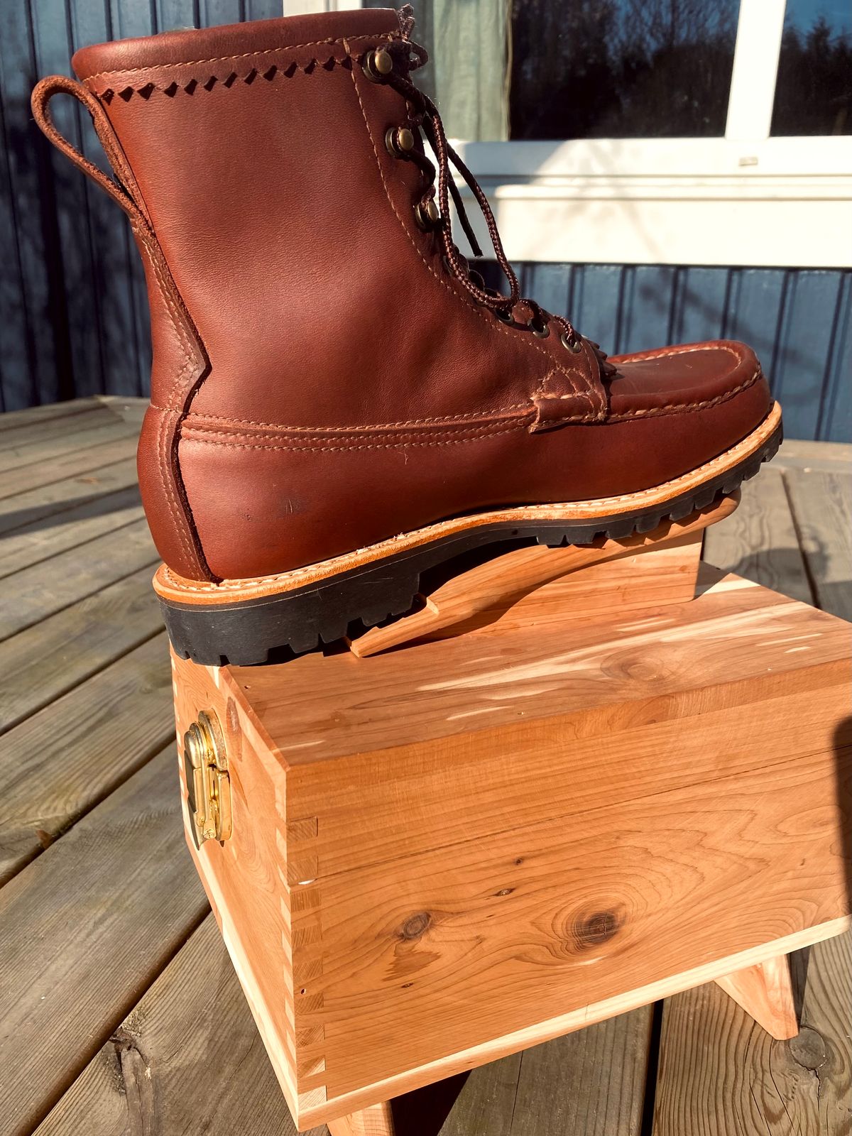 Photo by F.Kling on April 9, 2026 of the Russell Moccasin Co. Backcountry in Full-Grain Timberjack.