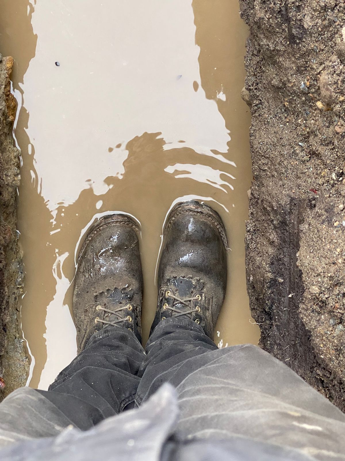 Photo by Blaine on November 21, 2024 of the Nicks BuilderPro in Seidel MaxSupport Black Roughout & Seidel MaxSupport Black.